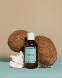 Activateur De Boucles Pequi Curl Activator -L:A Bruket || RMS Beauty || REN CLEAN SKINCARE Soldes 0332 Ceremonia CURL ACTIVATOR INGREDIENTS SH 04 TAN BACKDROP 011