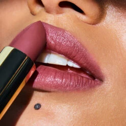 Rouge à Lèvres Semi Mat -L:A Bruket || RMS Beauty || REN CLEAN SKINCARE Soldes 3Ral Carre