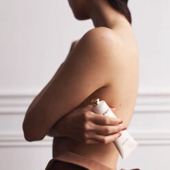 C'est La Cream Crème Hydratante -L:A Bruket || RMS Beauty || REN CLEAN SKINCARE Soldes 6vfr cest la cream carre