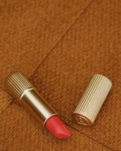 Rouge à Lèvres Semi Mat -L:A Bruket || RMS Beauty || REN CLEAN SKINCARE Soldes Capture d ecran 2023 05 09 a 10.47.23