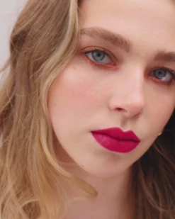 Petal Bouche Rouge à Lèvres Mat Sans Transfert -L:A Bruket || RMS Beauty || REN CLEAN SKINCARE Soldes Captured ecran2023 07 06a11.39.37