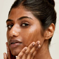 Carbon Star Detoxifying Oil Huile Détoxifiante -L:A Bruket || RMS Beauty || REN CLEAN SKINCARE Soldes Encart Inspi Carbon Star 1