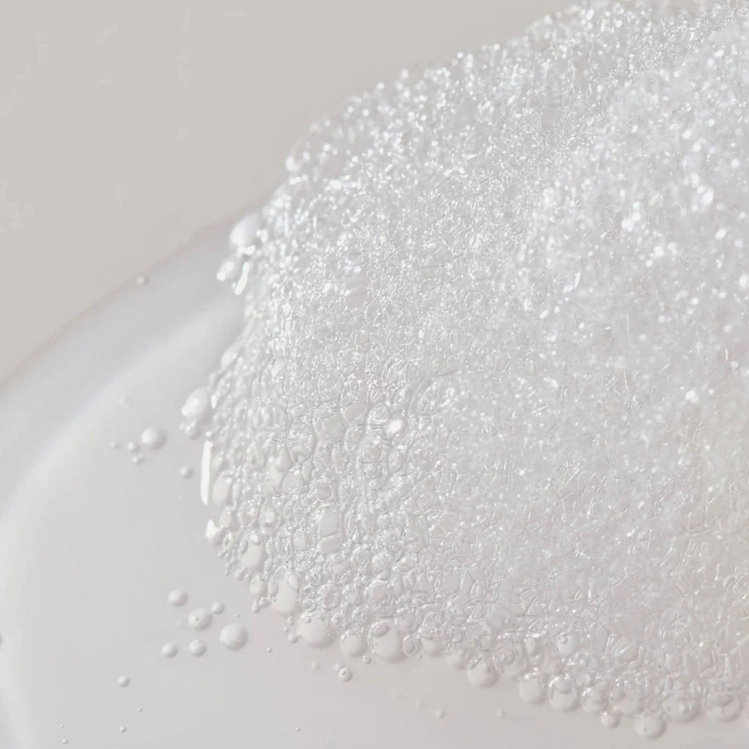 Mallow Blossom Bath Bain Moussant Fleur De Mauve 2 Mallow Blossom Bath Bain Moussant Fleur De Mauve – Image 2