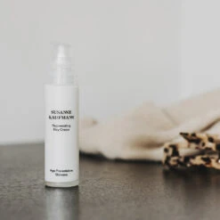 Rejuvenating Day Cream Crème De Jour Revitalisante -L:A Bruket || RMS Beauty || REN CLEAN SKINCARE Soldes Rejunevating Day cream 2