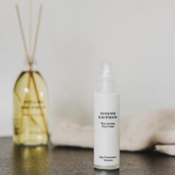 Rejuvenating Day Cream Crème De Jour Revitalisante -L:A Bruket || RMS Beauty || REN CLEAN SKINCARE Soldes Rejunevating Day cream 3