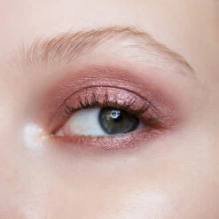 RMS Beauty Eyelights Cream Eye Shadow Fards Crème 36 RMS Beauty Eyelights Cream Eye Shadow Fards Crème -L:A Bruket || RMS Beauty || REN CLEAN SKINCARE Soldes halo7 retouched 1